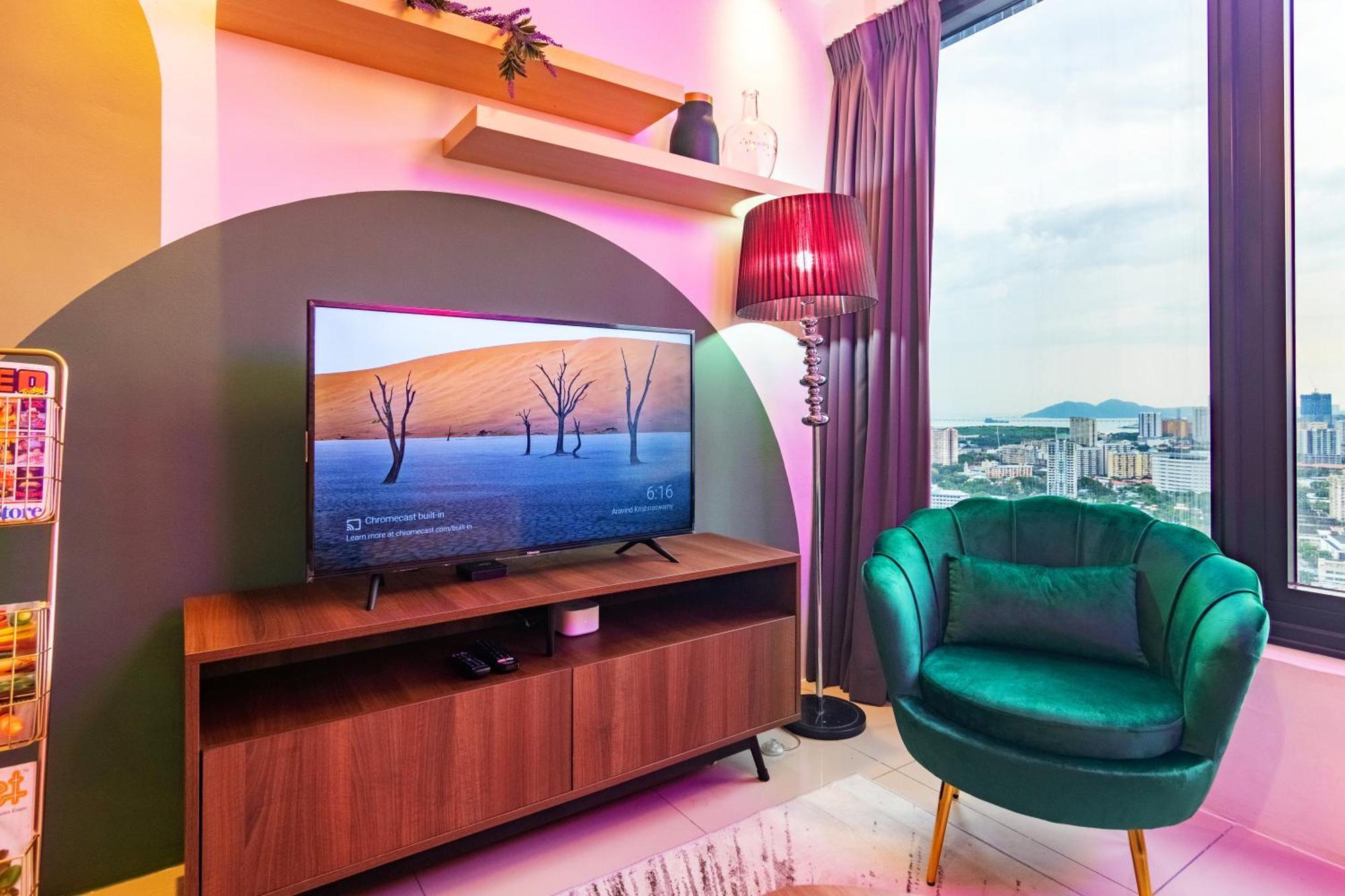 Tropicana 218 Macalister X Airlevate Suites 조지타운 객실 사진