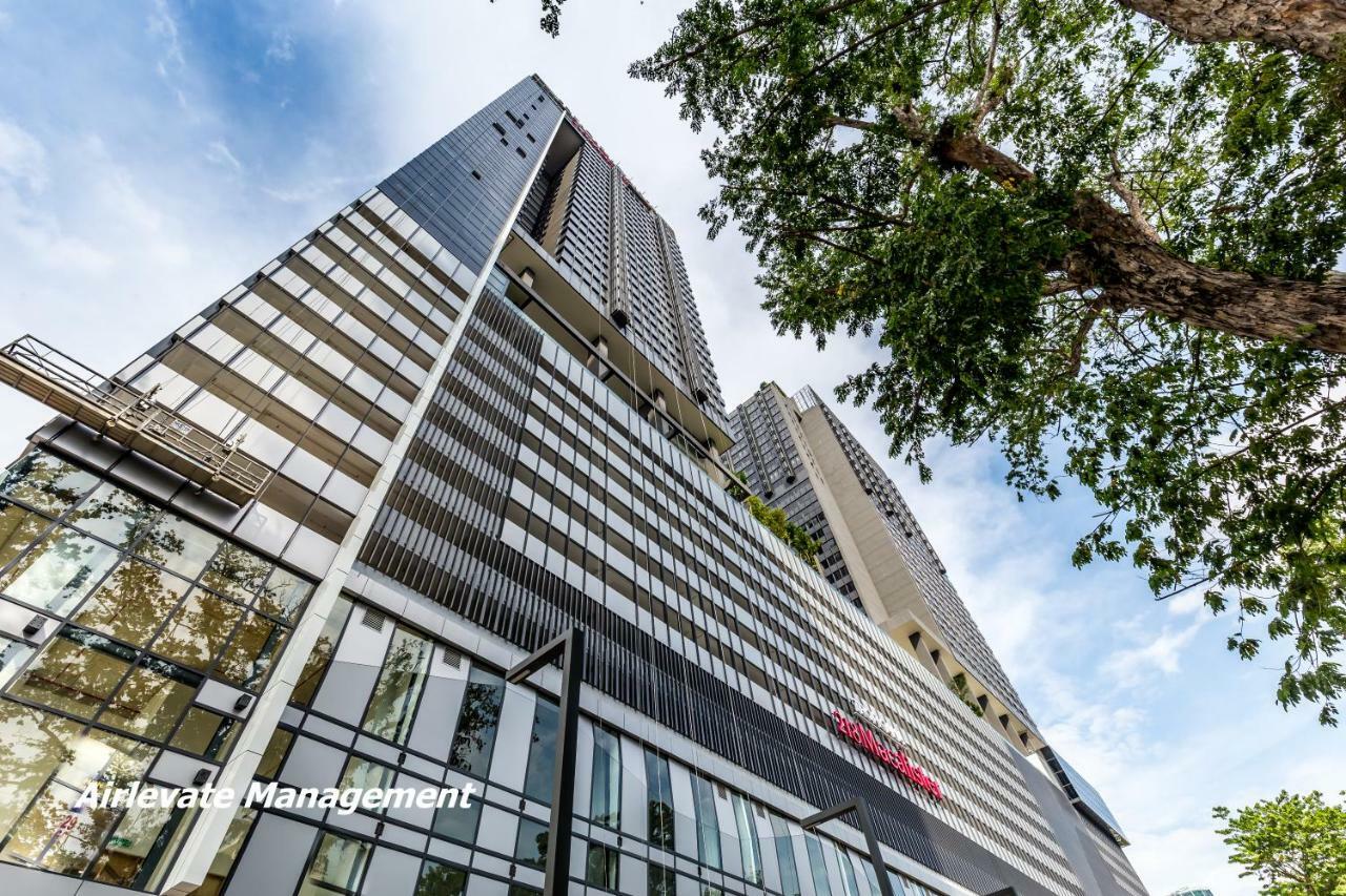 Tropicana 218 Macalister X Airlevate Suites 조지타운 외부 사진
